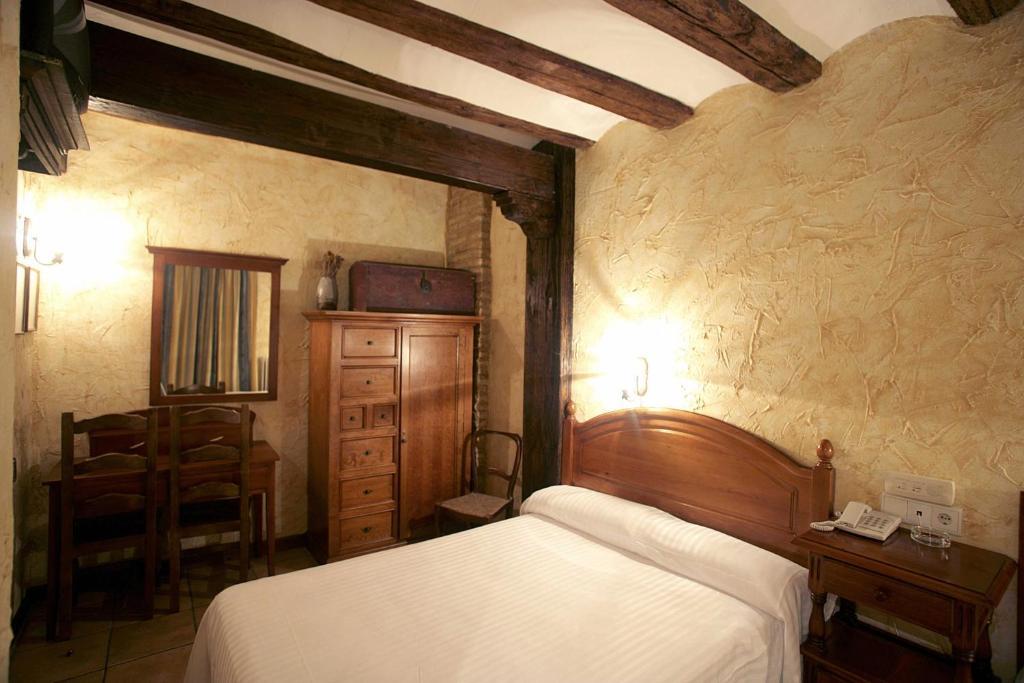 פואנטה לה ריינה Hotel Rural Bidean מראה חיצוני תמונה